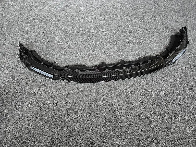 Car Parts Wholesale M Style Carbon Fiber Front Lip for   Levante
